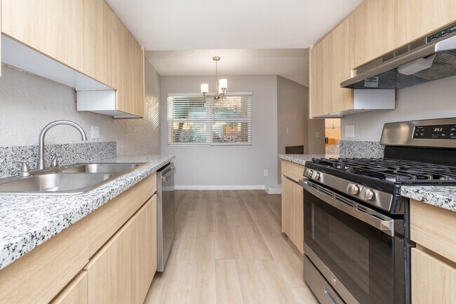 Villas Las Toronjas II in Tucson, AZ - Foto de edificio - Interior Photo