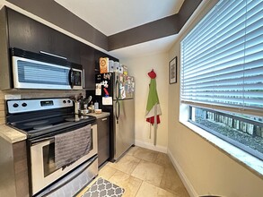 5811 NE 14th Rd in Fort Lauderdale, FL - Building Photo - Building Photo