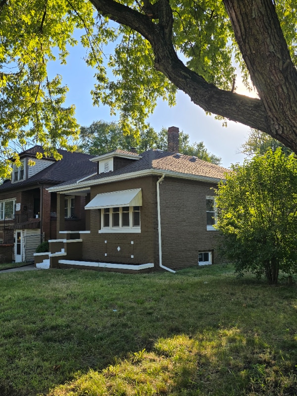 property at 1040 Polk St