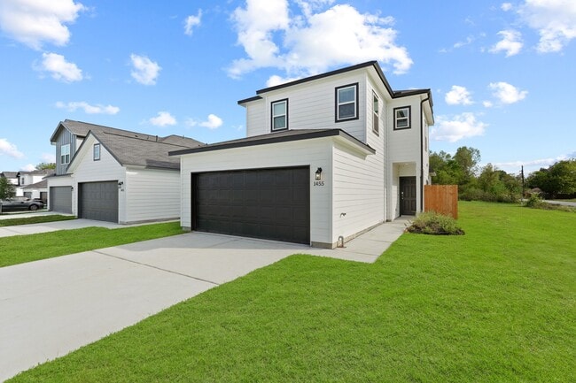 property at 1407 Acorn Mdw St