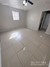 820 W Point Rd in Corpus Christi, TX - Building Photo - Building Photo