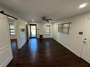12372 FM 1650 in Gilmer, TX - Foto de edificio - Building Photo