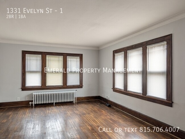 1331 Evelyn St in Rockford, IL - Building Photo - Building Photo