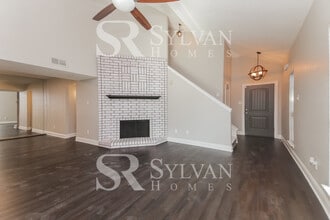 1016 Alameda Dr in Carrollton, TX - Building Photo - Building Photo