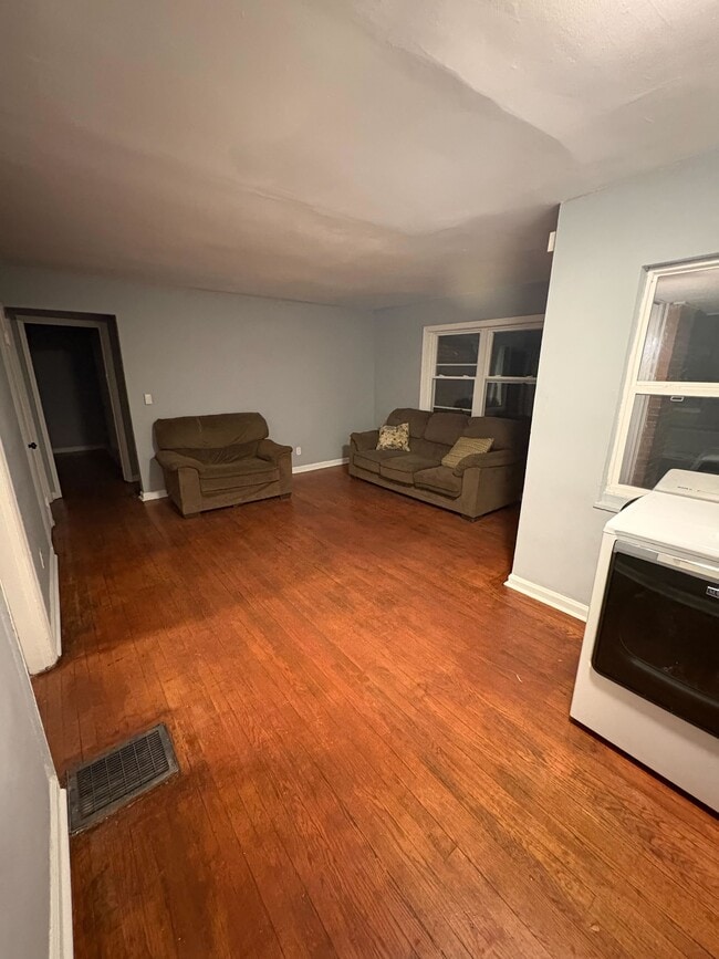 3668-3674 Karwin Dr in Dayton, OH - Building Photo - Building Photo