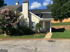 5987 Sherwood Trace in Stonecrest, GA - Building Photo