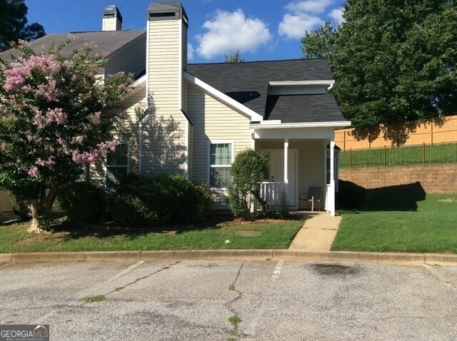 5987 Sherwood Trace in Stonecrest, GA - Building Photo