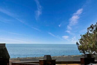 2260 Del Mar Scenic Pkwy in Del Mar, CA - Building Photo - Building Photo
