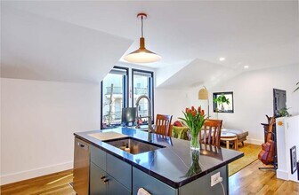 37 Ring St in Providence, RI - Building Photo - Building Photo