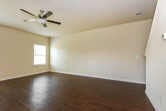 151 Innis Brk Cir in Cartersville, GA - Building Photo - Building Photo