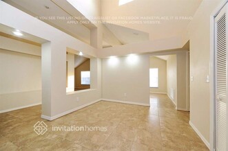 18528 Avocet Dr in Lutz, FL - Building Photo - Building Photo