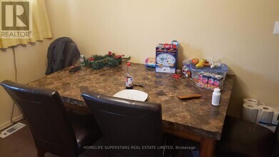 56 High St in Waterloo, ON - Building Photo - Building Photo