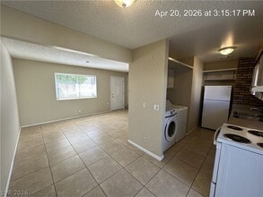 4713 Mill Valley Dr in Las Vegas, NV - Building Photo - Building Photo