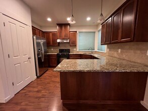 13618 SE Genoa Dr in Clackamas, OR - Building Photo - Building Photo