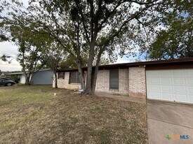 1811 Janis Dr in Killeen, TX - Building Photo