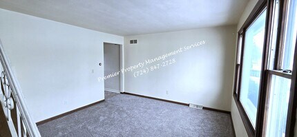 268 Mohawk School Rd in New Castle, PA - Building Photo - Building Photo