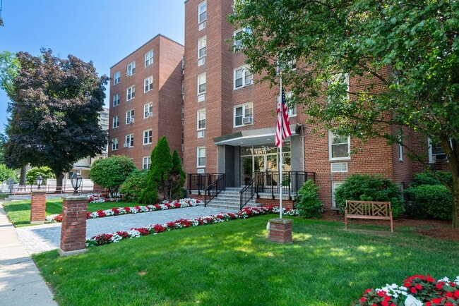 property at 39 Glenbrook Rd