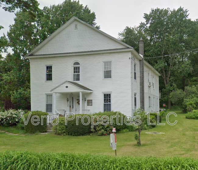 property at 958 Main St