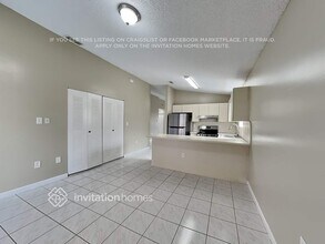 12378 NW 98th Ave in Hialeah Gardens, FL - Building Photo - Building Photo