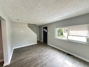 1550 Banfield St in Pittsburgh, PA - Building Photo - Building Photo