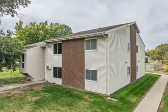 Winterset Park I Apartments in Winterset, IA - Foto de edificio - Building Photo