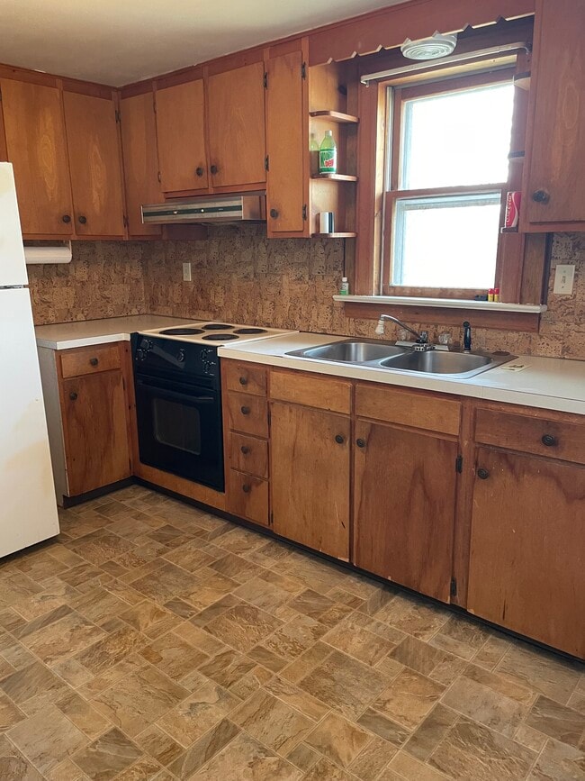 6 S 2nd St, Unit Apt 2 in Dillsburg, PA - Building Photo - Building Photo