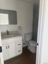 425 W Lime Ave in Monrovia, CA - Building Photo - Building Photo