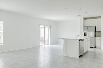 1509 Cumberland Ave, Unit 2318 in Davenport, FL - Building Photo - Building Photo