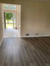 12 Gail Ct in Lake In The Hills, IL - Building Photo - Building Photo