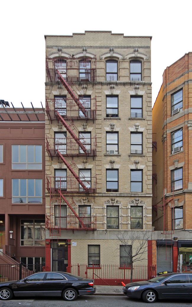 5 W 131st St in New York, NY - Building Photo - Building Photo