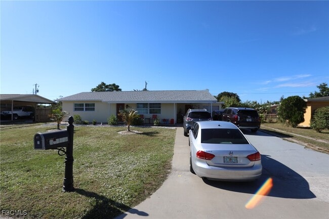 property at 907 Laredo Ave