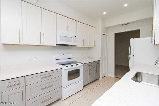 1415 Tiffany Ln