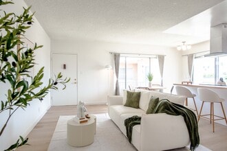 833 5th St in Santa Monica, CA - Building Photo - Building Photo