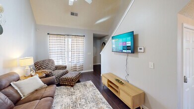 106 Middlebrook Dr in Cartersville, GA - Building Photo - Building Photo