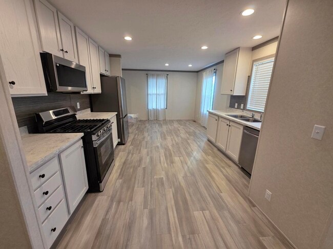 175 N Michigan Ave in Coldwater, MI - Building Photo - Building Photo