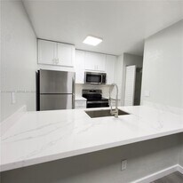 18206 Mediterranean Blvd in Hialeah, FL - Building Photo