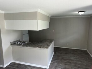 4525 Balkin St in Houston, TX - Building Photo - Building Photo