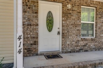 816 19th Ave W in Springfield, TN - Building Photo - Building Photo