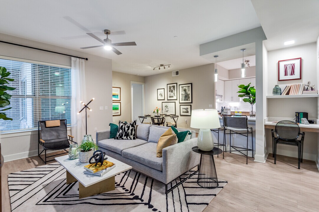 1001 Eberhard St in Houston, TX - Foto de edificio