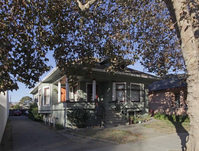 35 N 11th St in San Jose, CA - Foto de edificio - Building Photo