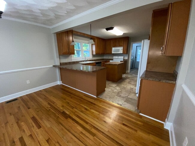 380 A I Taylor Rd in Richlands, NC - Building Photo - Building Photo