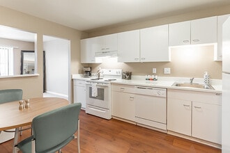 Park House Southfield Senior Living in Southfield, MI - Foto de edificio - Building Photo