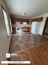 703 4th St in Baraboo, WI - Building Photo - Building Photo