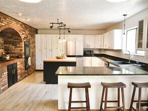 399 Westview Dr in Richfield, UT - Building Photo - Building Photo