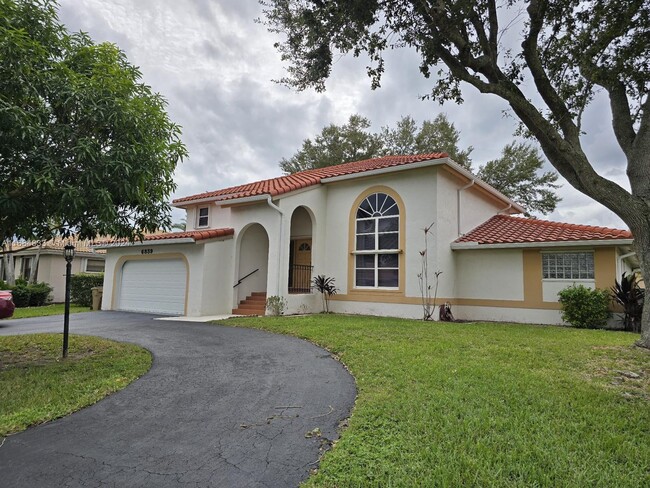 6839 E Longbow Bend in Davie, FL - Building Photo - Building Photo