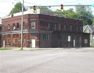 Rosewood Apartments in Erie, PA - Building Photo