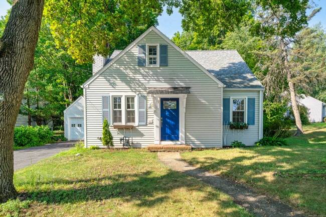 property at 11 Boswell Rd