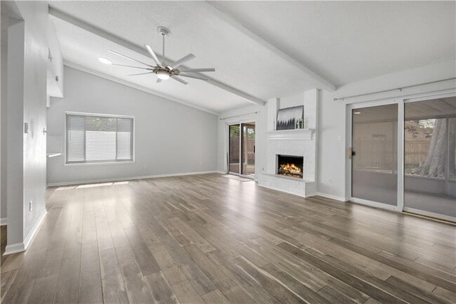 303 Runnymeade Cir in Slidell, LA - Building Photo - Building Photo