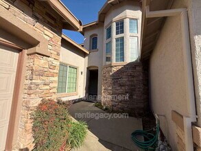 12025 Mandolin Way in Rancho Cordova, CA - Building Photo - Building Photo