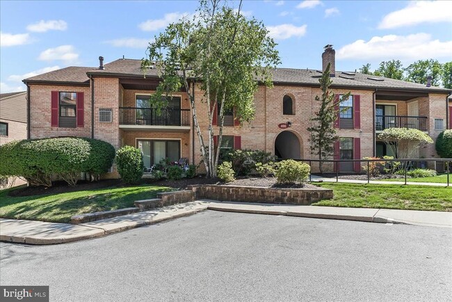 property at 421 Washington Pl